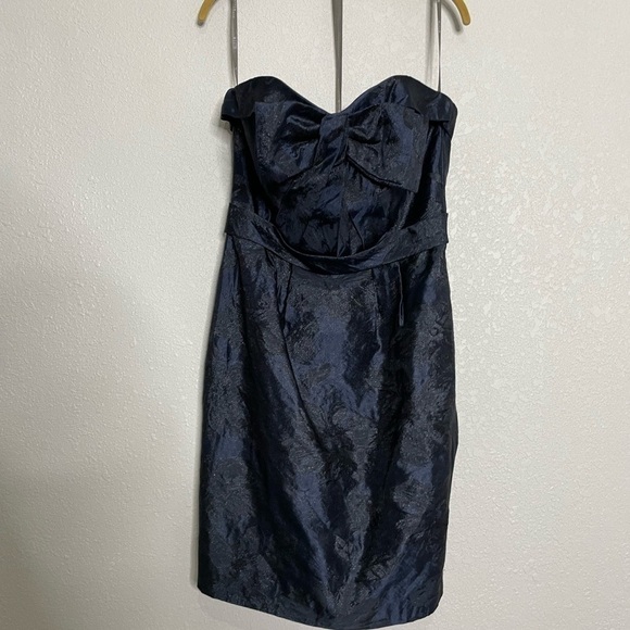 Vera Wang White Navy Black Bow Bodice Strapless Form Dress 6 - Picture 3 of 8